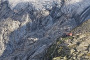 78 Chamanna Coaz, come un nido d'aquila tra ghiacci e nevi perenni